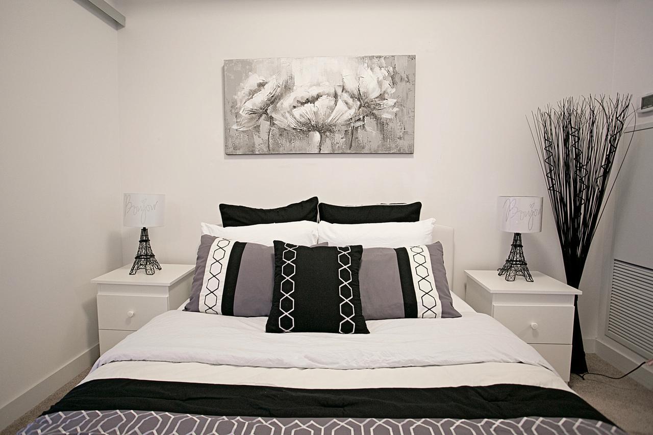Royal Stays Condominiums - Upscale Downtown Suites Toronto Eksteriør billede
