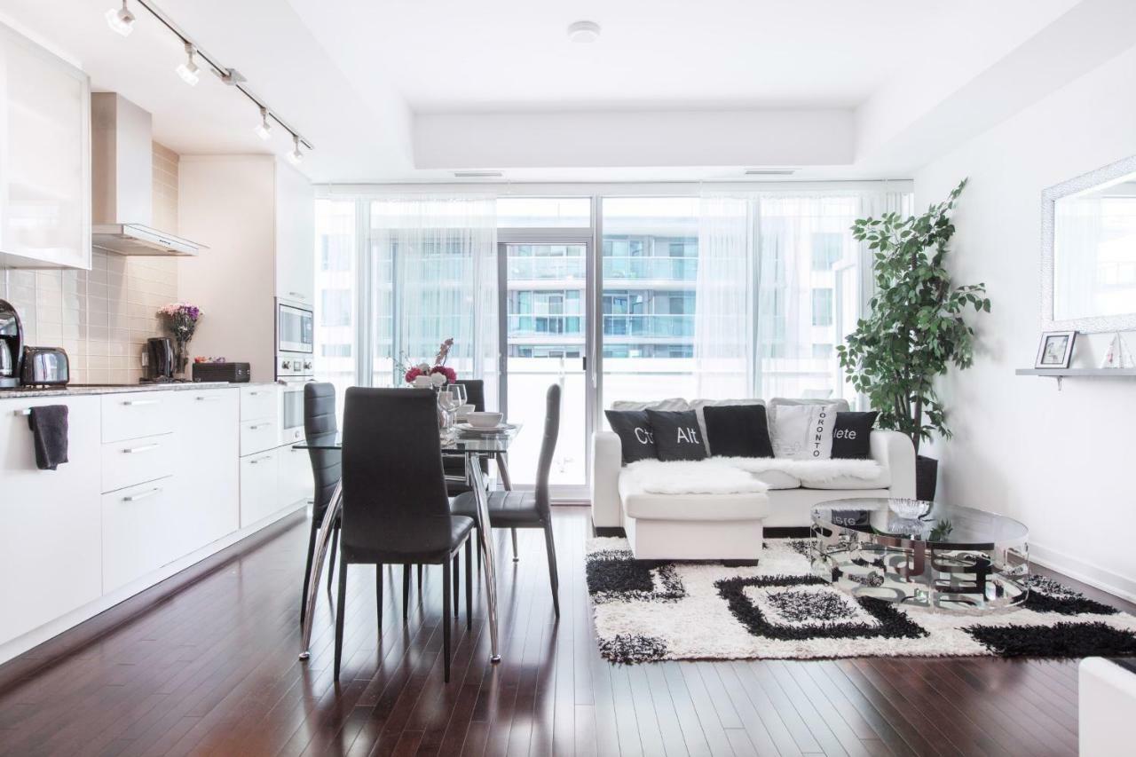 Royal Stays Condominiums - Upscale Downtown Suites Toronto Eksteriør billede